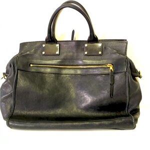 Rag &  bone black leather Bag 💼 has been seen on many celebrities.